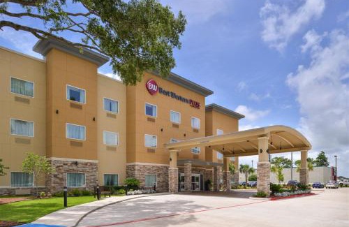 Lake Jackson Hotel | Best Western Plus Lake Jackson Inn & Suites