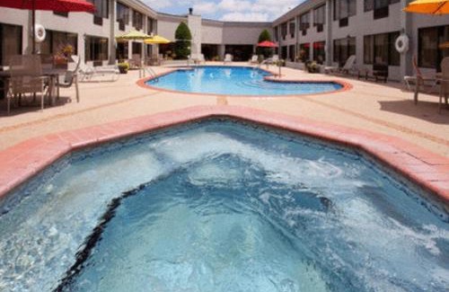 Madison Hotel | Best Western Plus Madison-Huntsville Hotel