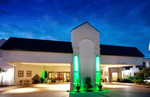 Madison Hotel | Best Western Plus Madison-Huntsville Hotel