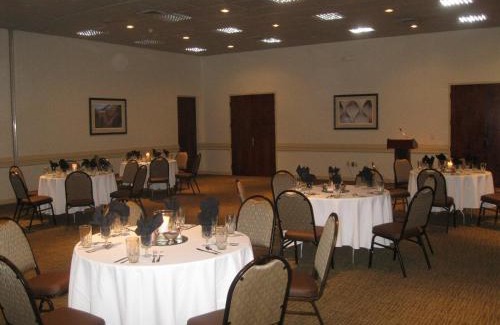 Madison Hotel | Best Western Plus Madison-Huntsville Hotel