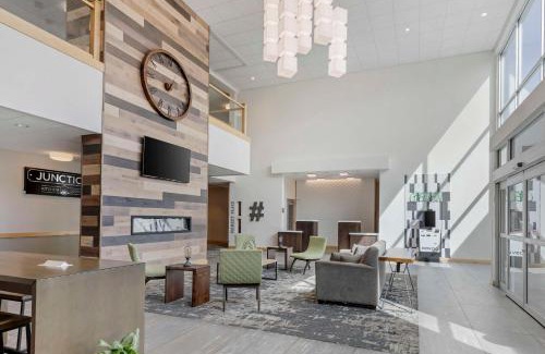 Nampa Hotel | Best Western Plus Peppertree Nampa Civic Center Inn