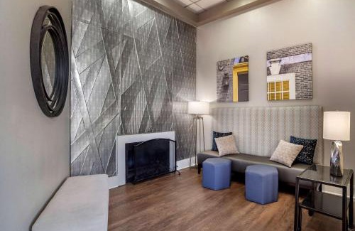 Chester Hotel | Best Western Plus Philadelphia Airport South - at Widener University