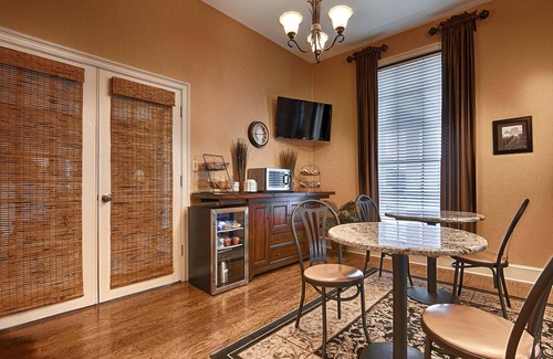 Jackson Hotel | Best Western Suites
