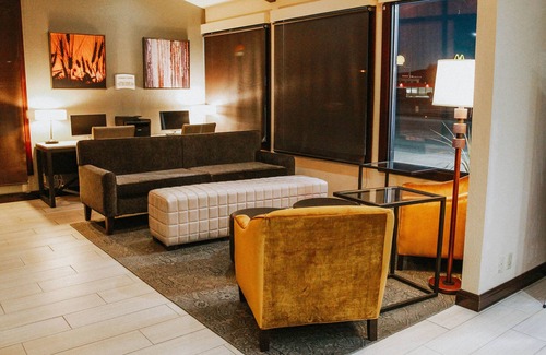 Baker City Hotel | Best Western Sunridge Inn & Conference Center