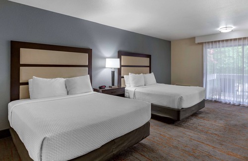 Baker City Hotel | Best Western Sunridge Inn & Conference Center