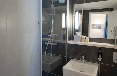 Guyancourt Hotel | Best Western The Wish Versailles