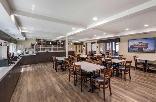 Tulare Hotel | Best Western Town & Country Lodge