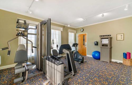 Bangor Hotel | Best Western White House Inn