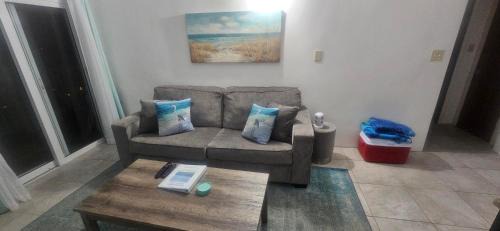 Estate Bethany Apartment | Bethany House - IMMACULATE OCEAN VIEWS Above the Westin Resort - Large Deck