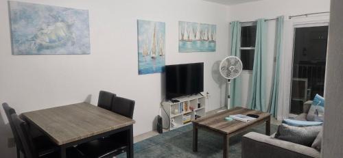 Estate Bethany Apartment | Bethany House - IMMACULATE OCEAN VIEWS Above the Westin Resort - Large Deck