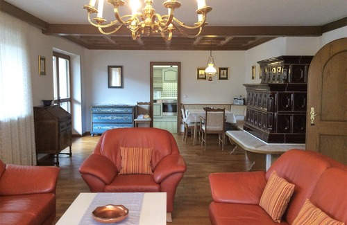 Teisendorf Apartment | Between Mozart and King Ludwig