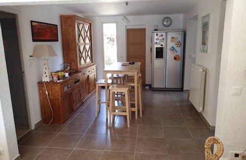 Poulx House | Between Nimes and Uzes, nice villa with pool in quiet surroundings