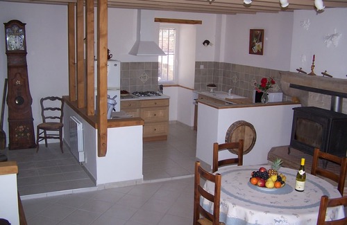 Nanton House | Between Tournus and Cluny, the charm of Southern Burgundy, "ViniCella" rural gîte