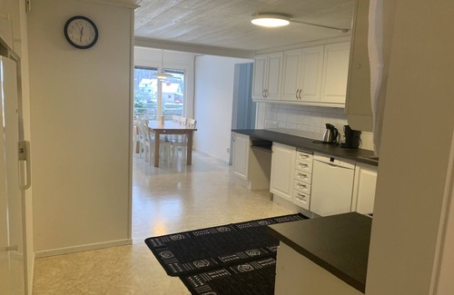 Lilla Edet Villa | Beutiful house with large garden