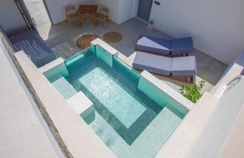 Kini Apartment | BH784 - C - Suite Syros