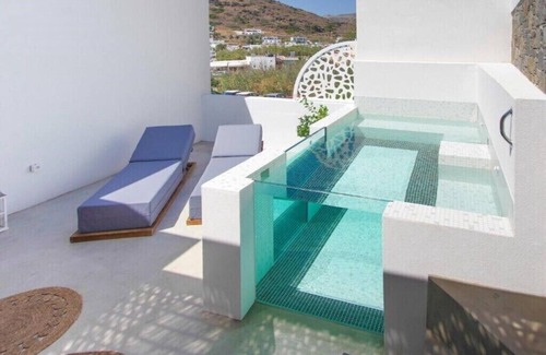 Kini Apartment | BH784 - C - Suite Syros