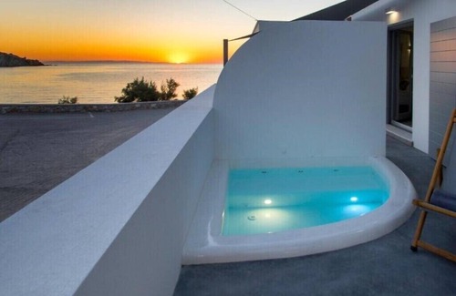 Kini Apartment | BH787 - C - Suite Syros