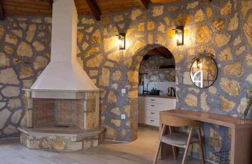 Almiros Beach Apartment | BH816 - C - Suite Kerkyra