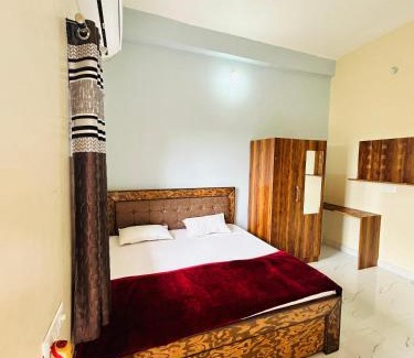 Jabalpur Hotel | Bhagyashri Resort and hotel