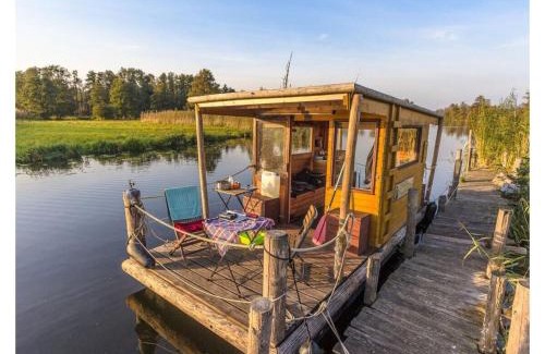 Loitz Boat Rental | Biberfloss Comfortable holiday residence
