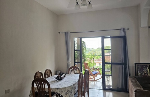 Managua Bed & Breakfast | ¡bienvenidos a Esta Casa en la Zona Montañosa! Un Retiro de Ensueño