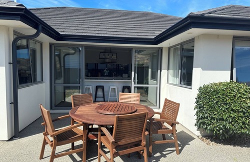 Lowburn House | Big Enough for Everyone