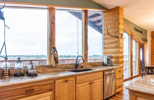 Winnie Cabin | Big House Cabin in Exotic Ranch
