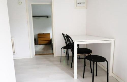 Molndal Villa | Big house for workers & Family with free parking