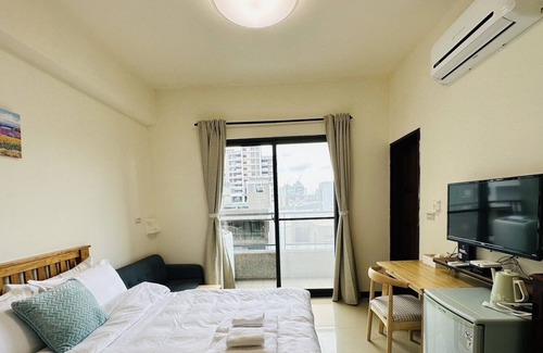 Zhubei House | Big Open Space, With Amazing Views and Natural Light