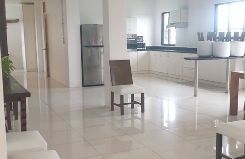 Maribago Villa | Big Pool Villa In Mactan, 30mins Away From Mactan Airport