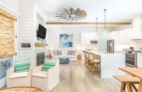 Tybee Island House | Big Wave | Private Pool Optional Heat, Hot Tub