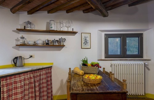 Greve in Chianti Villa | Bigiolo a Melazzano - Villa with private pool