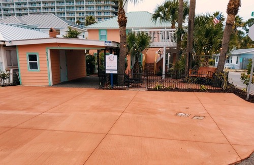 Panama City Beach House | Bijou - A jewel steps from the pristine white sand and Gulf.