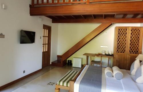 Kaduruduwa Hotel | Bilin Tree House