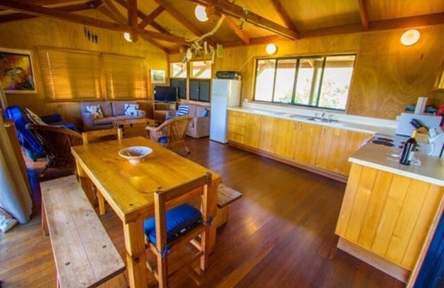 Seventeen Seventy House | Bimbimbi - Two-Bedroom Rustic Holiday Hideaway with Gorgeous Views in Historic 1770