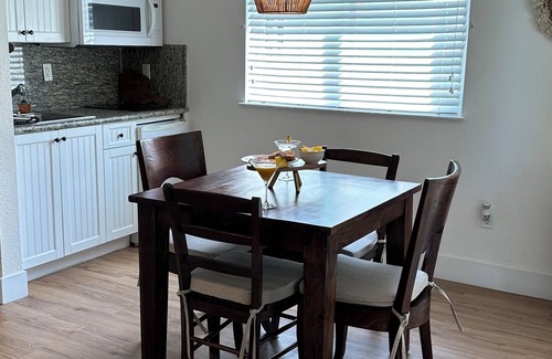 Alice Town Apartment | Bimini Nest Cozy Studio, Steps from the Beach