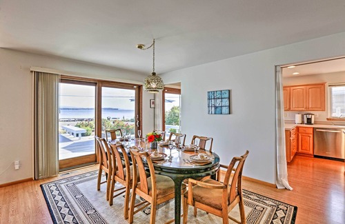 Birch Bay Cottage | Birch Bay Waterfront Home - Steps to Beach!