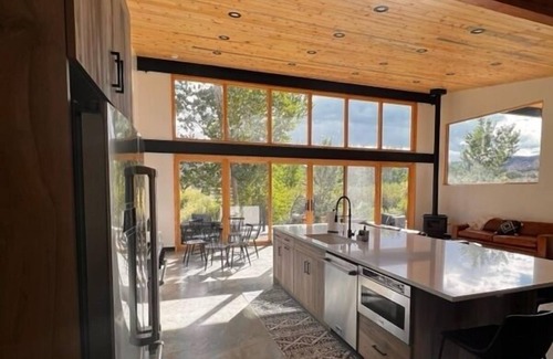 Escalante House | Birch Creek House