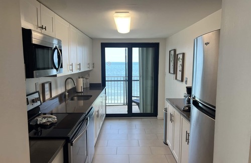 Marathon Condo | Bird of Paradise: 3BR Condo, Atlantic Views, Beach