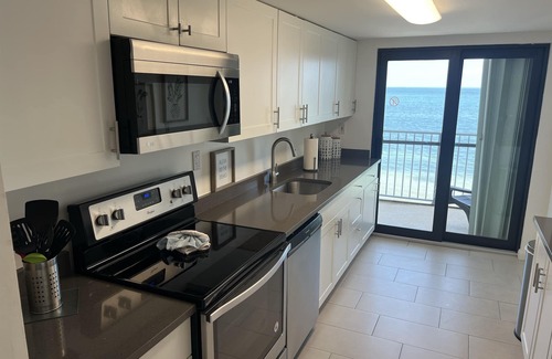 Marathon Condo | Bird of Paradise: 3BR Condo, Atlantic Views, Beach