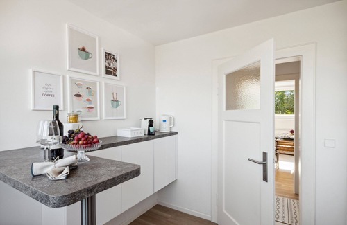 Ledeburg Apartment | Birds&bears: Groß & Hell, Schön Wohnen & Arbeiten