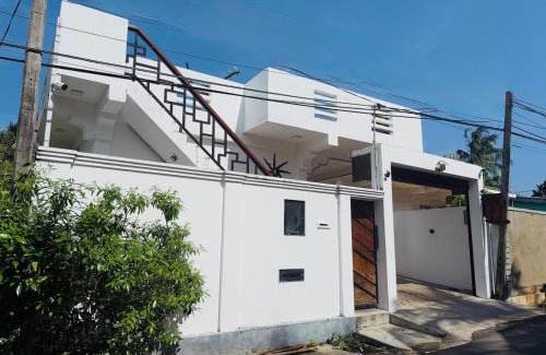 Trincomalee Villa | Birds Nest is charming retreat