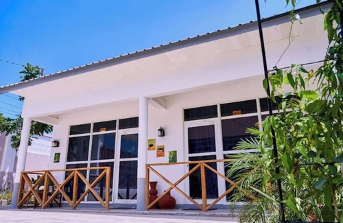 Mbezi Apartment | Birds of paradise home2 |Modern nature|Cozy in Dar