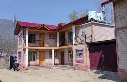 Pahalgam Cabin | Birdsong