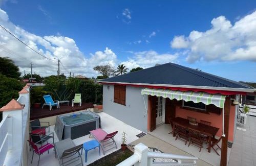 Petit-Canal House | Biscuit - Gîte du moulin