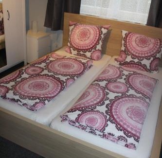 Oehringen Hostel | Bismarck Hostel Öhringen