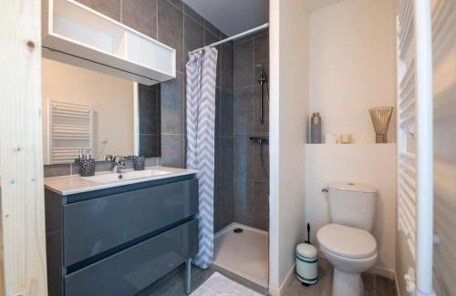 Nazelles-Negron Apartment | Bistrot 10