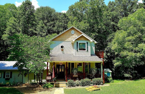Bruin House | Bit O' Time Vintage Lake Retreat Grayson/Olive Hill KY. Sleep 20, 6 bdrm, 5 bath