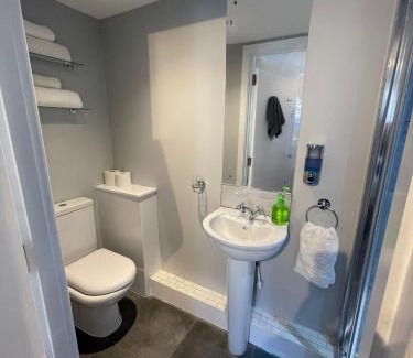 Cumbernauld Hotel | Black Bull with Rooms upper