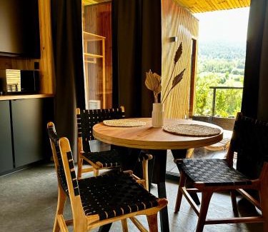 gmina Slemien Apartment | Black Deer - z Sauną na Tarasie, Jacuzzi i Widokiem na Góry - by Deer Hills Luxury Apartments